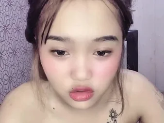 Mischievous eighteen-yr-elderly Indian lady munches neighbor's touch someone for