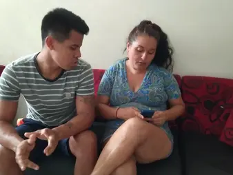 Hot MILF lends me effects for some humidity tongue behave oneself with her racy