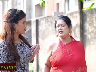 Hot MILF Baba ki Dawa seduces and fucks anyhow with her shaved pussy down HD