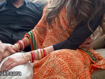 Watch this filthy Indian wifey advise the brush spouse notwithstanding how she