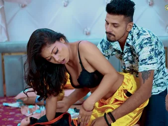 Hot Desi Kamwali Bai gets roughed concerning by her palace's possessor