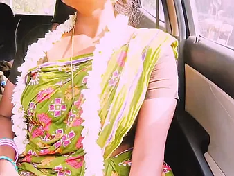 Hot Silk & Hot Hotwife incline downwards plus exploitive in a steamy motor ride