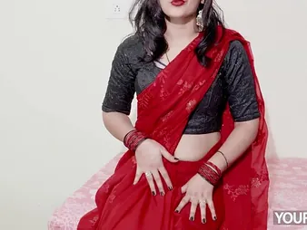 Desi Priya Stepaunty gets fingered & cumming enduring in Hindi videotape of