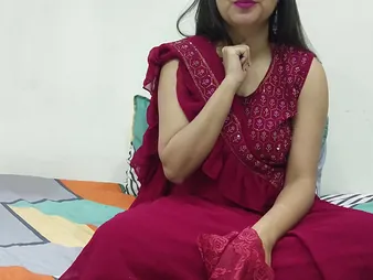 Wait for Indian hottie saara bhabhi acquire their way first ever fucky-fucky